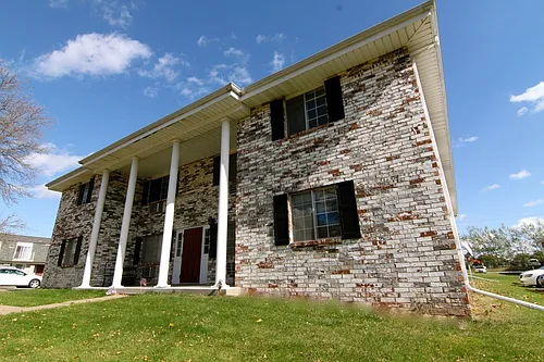 Marshfield Columns Photo 1