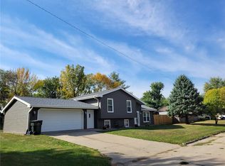 608 7th St, Maxwell, IA 50161