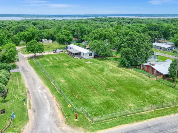 44 Sherwood Dr, Gordonville, TX 76245