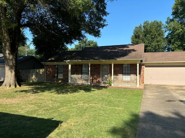 706 Martin Ln, Bryant, AR 72022