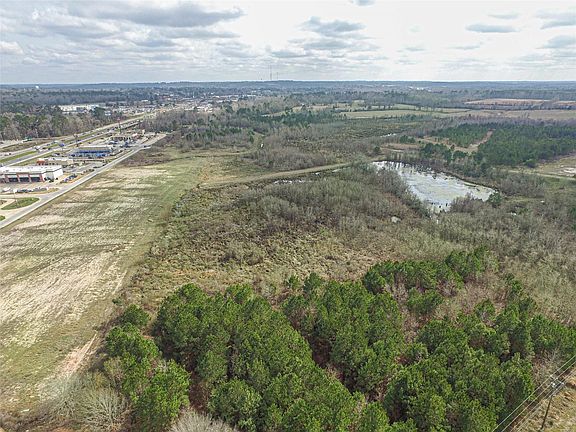 3rd image of Fm 350 S Town Center Blvd #S