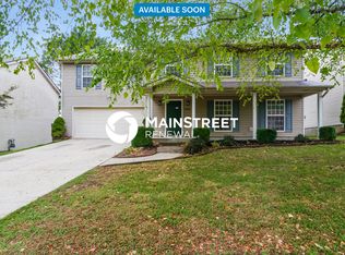 8104 Apple Valley Dr, Louisville, KY 40228