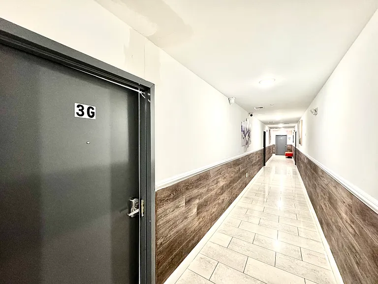 925 N Broad St #4G — Photo 14