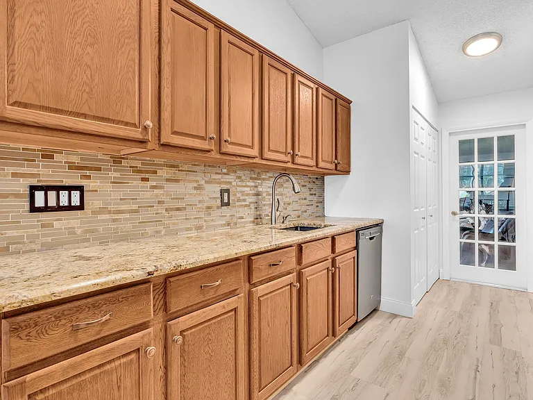 8099 Cassia Dr — Photo 12
