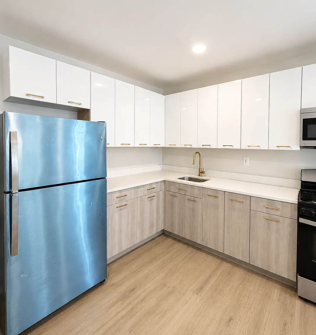 4 bed, 1100 sqft, $2,595 — Photo 4
