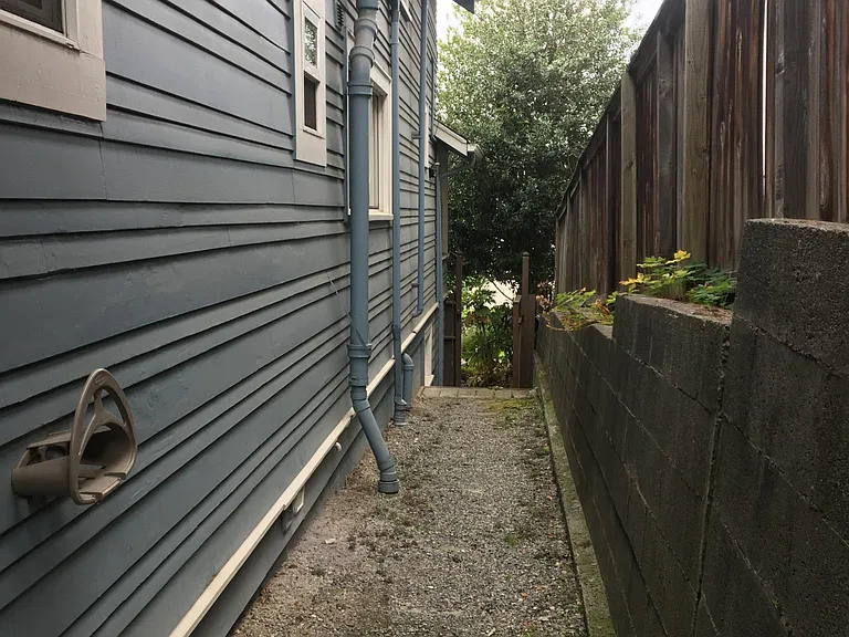 2028 14th Ave W #D — Photo 37