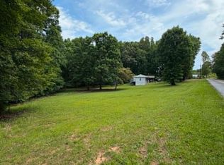 3309 Crab Orchard Rd, Huddleston, VA 24104