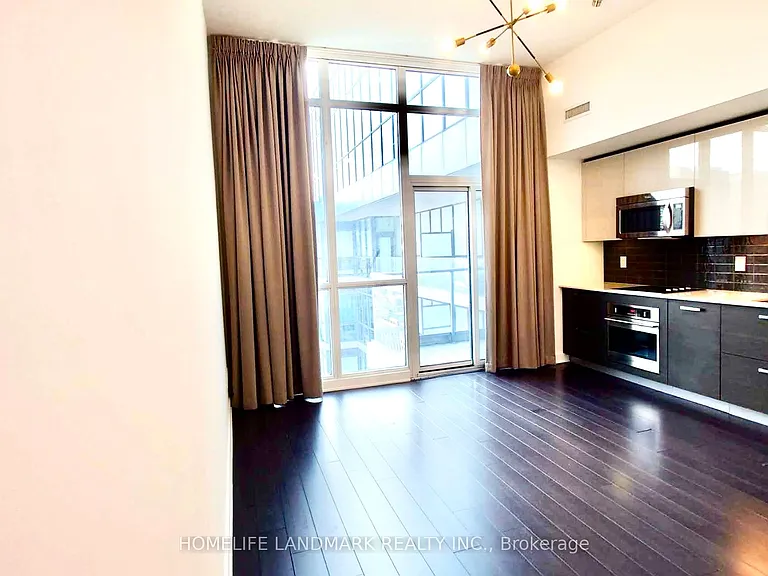 210 Simcoe St #2510 — Photo 3
