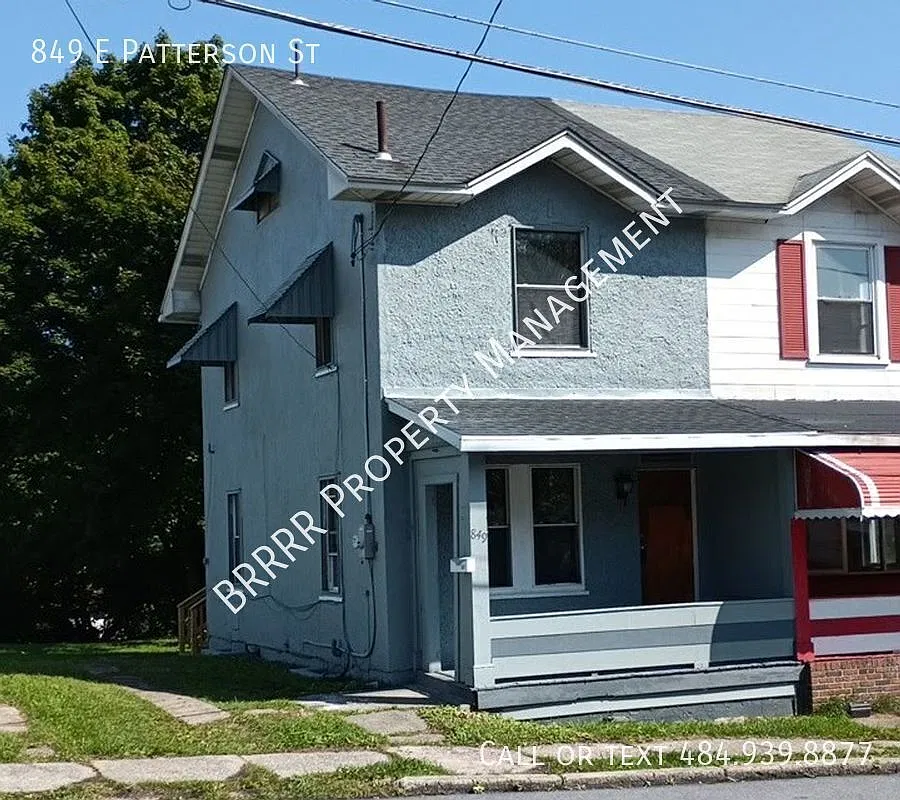 3 Bedroom 1 Bath Twin in Lansford, PA — Photo 1