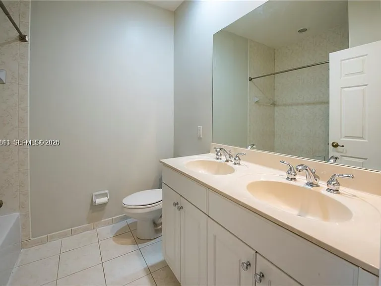 3371 Lakeside Dr #27 — Photo 23