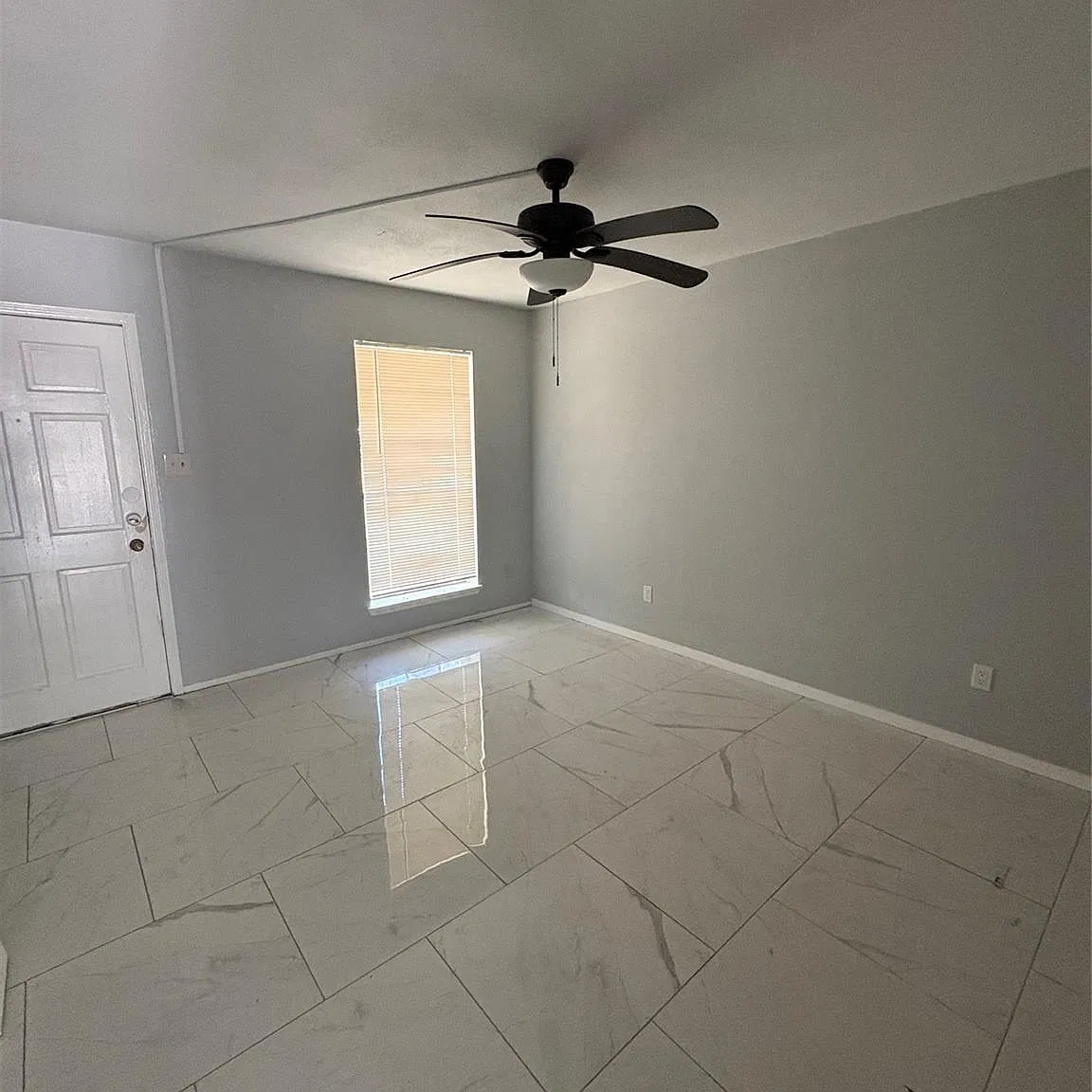 3 bed, 2.0 bath, 1024 sqft, $1,150 — Photo 3