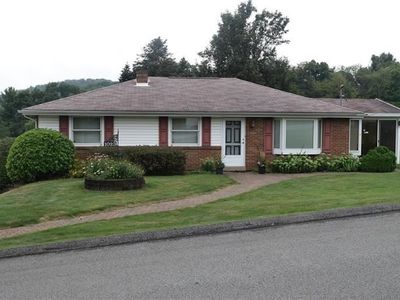 1023 King Arthur Dr, Apollo, PA, 15613