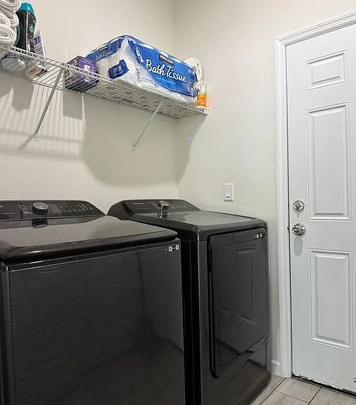 2129 Hibiscus Pl — Photo 28