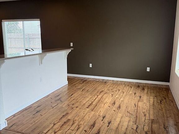 5th image of 1708 College Park Dr