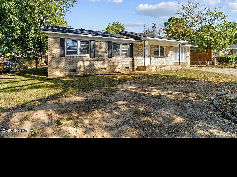 318 Bandera Dr — Photo 20