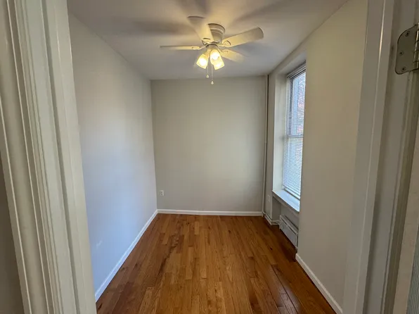 587 Vanderbilt Avenue image 6 of 13