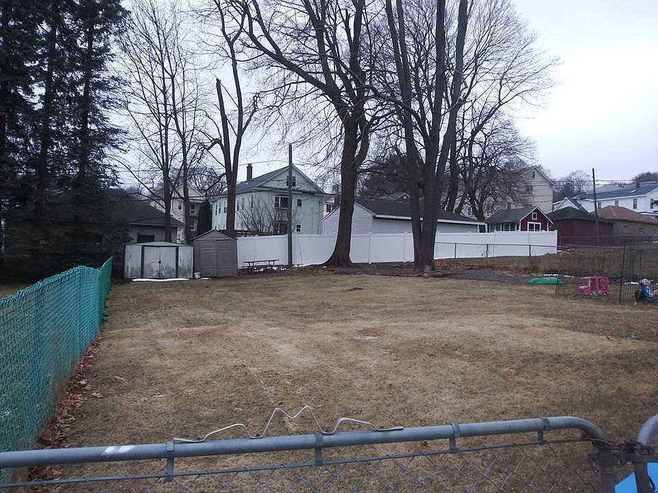 2nd image of 17 Butler St