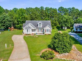 2301 Brasswynd Ct, Fuquay Varina, NC 27526