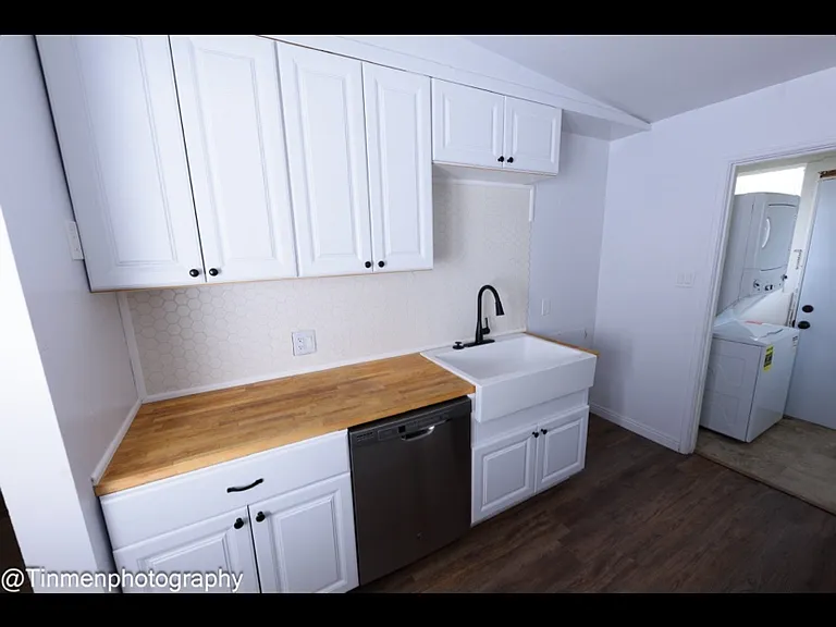 43530 18th St W — Photo 1