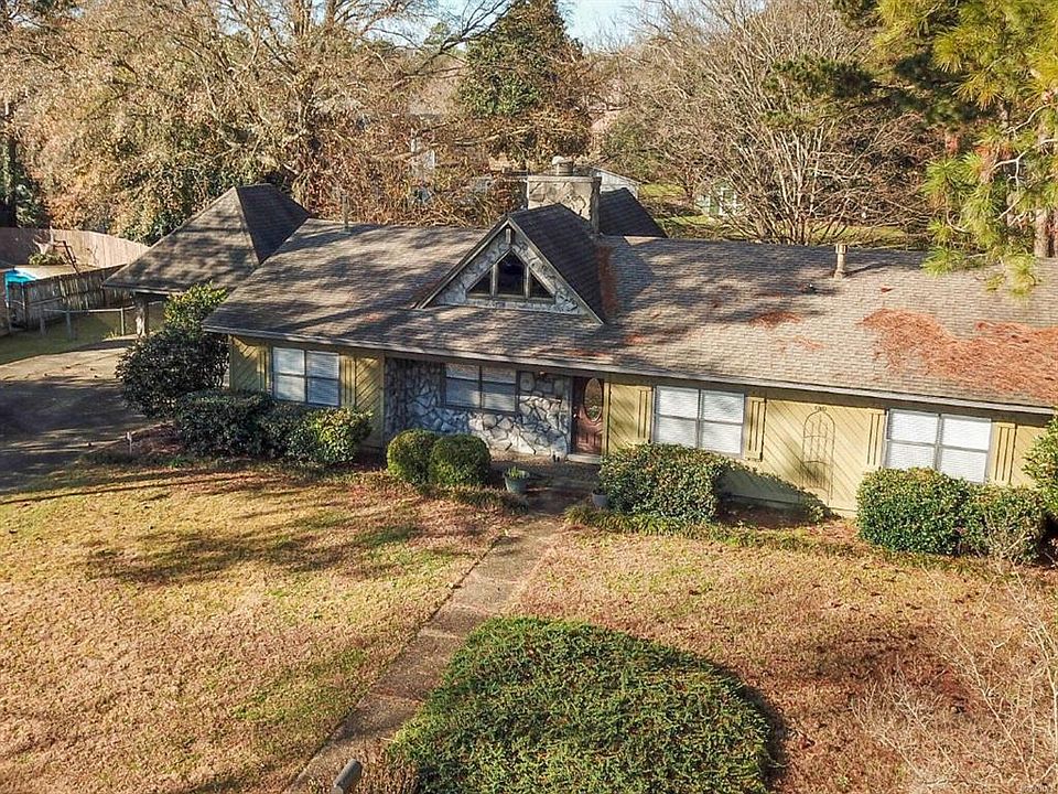 1st image of 1426 Tudor Dr