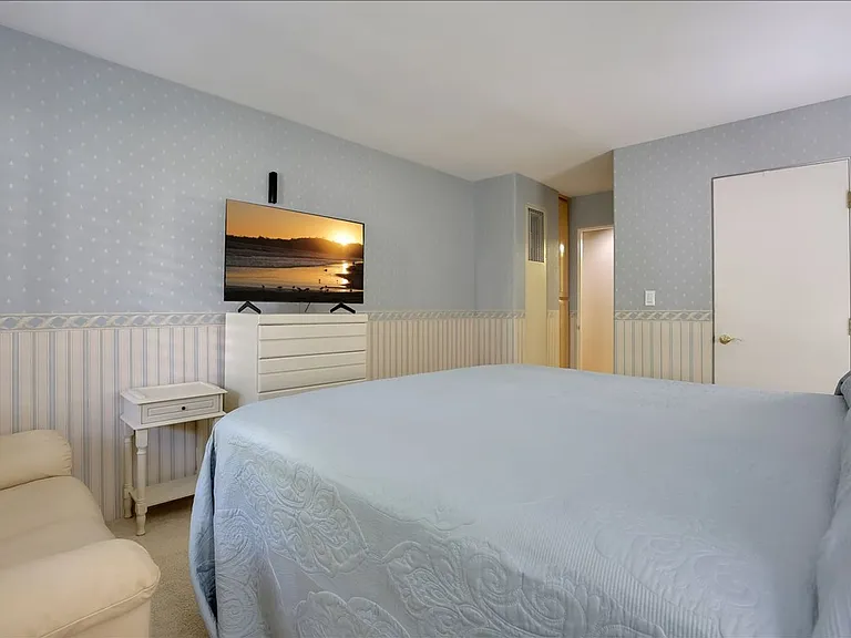 438 Por La Mar Cir — Photo 21