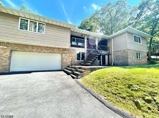 30 Glen Rock Rd, Little Falls, NJ 07424