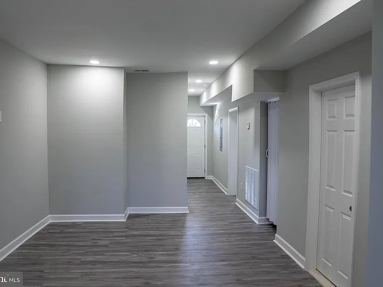 1009 Main St #2 — Photo 10