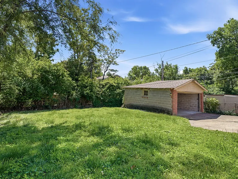 1146 Moorlands Dr #A — Photo 24