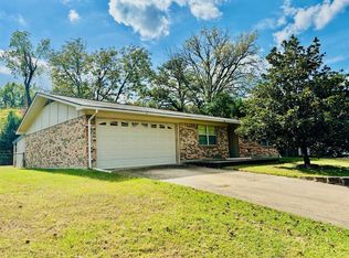 1310 Forrest Dr, Canton, TX 75103