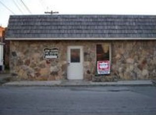 11 W Rhea St, Sparta, TN 38583