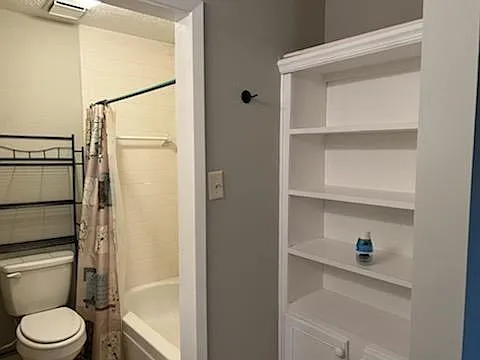 2327 Goldspring Ln — Photo 16