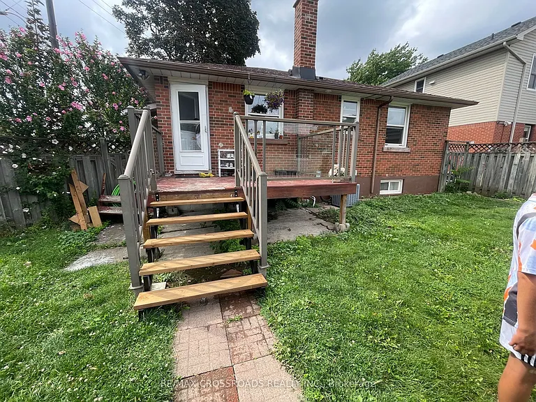493 Upper Gage Ave #MAIN — Photo 3