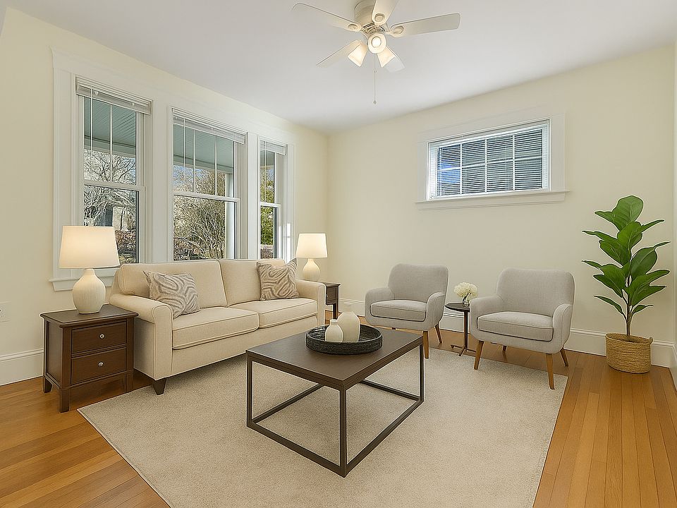 1st image of 48 Manthorne Rd #1