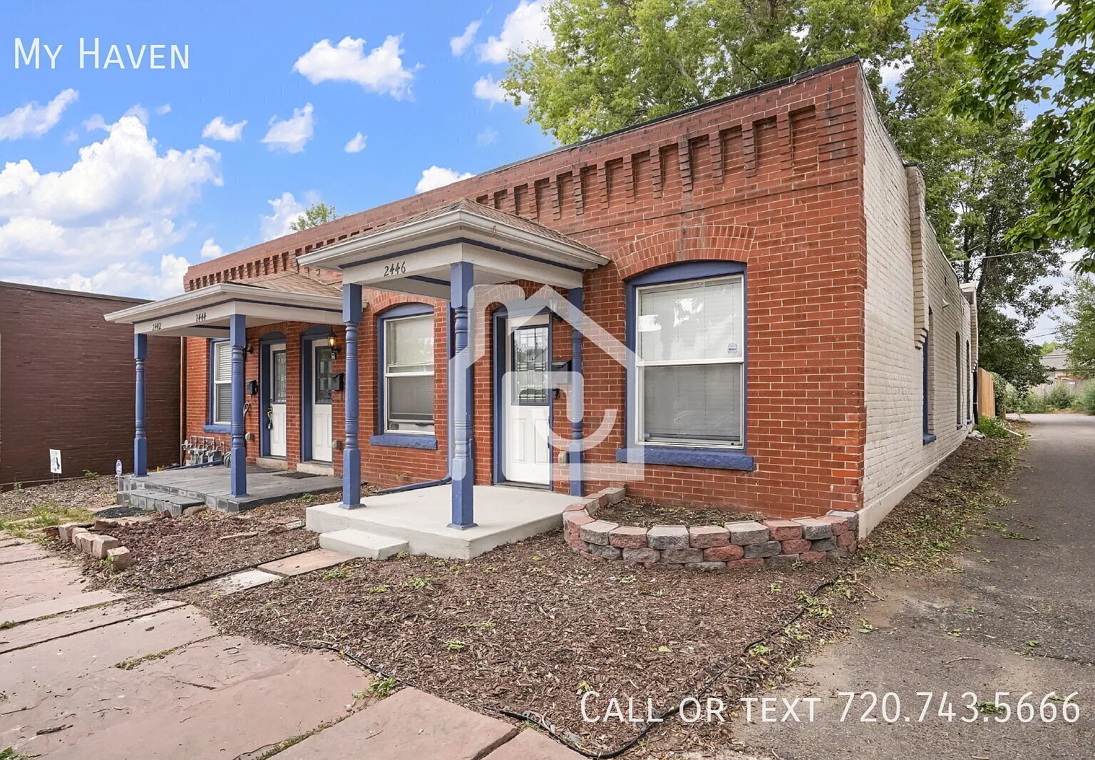 Historic 1 Bedroom in Highlands with Garage — Photo 2