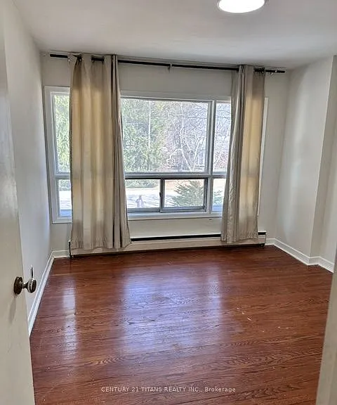 34 Watson St — Photo 8