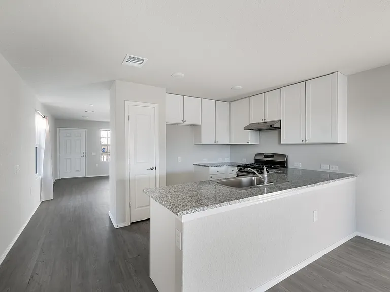 7214 Lavaca Blf — Photo 5
