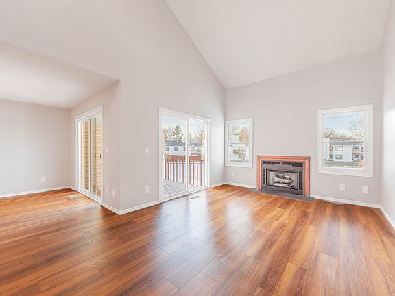 3rd image of 3720 Woodbridge Ln