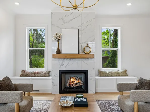 2070 Whitney Ave, Nashville, TN 37210