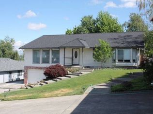 1769 Evans Cir, Medford, OR