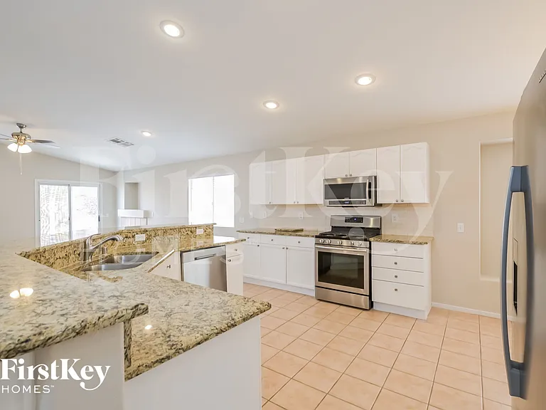 216 Nautical St — Photo 7