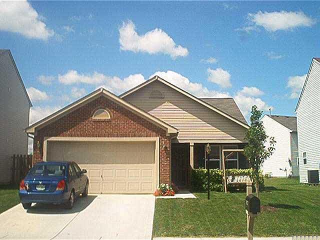 1st image of 19137 N Fox Chase Dr
