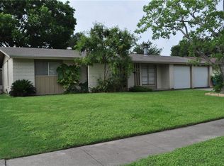 1112 Orion Dr, Portland, TX 78374