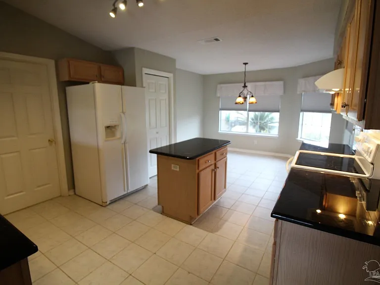 5027 Terra Lake Cir — Photo 8