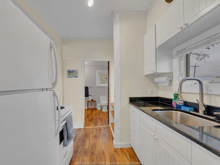 1006 Point Pelee Dr — Photo 16