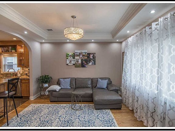 4th image of 6133 56th Ave