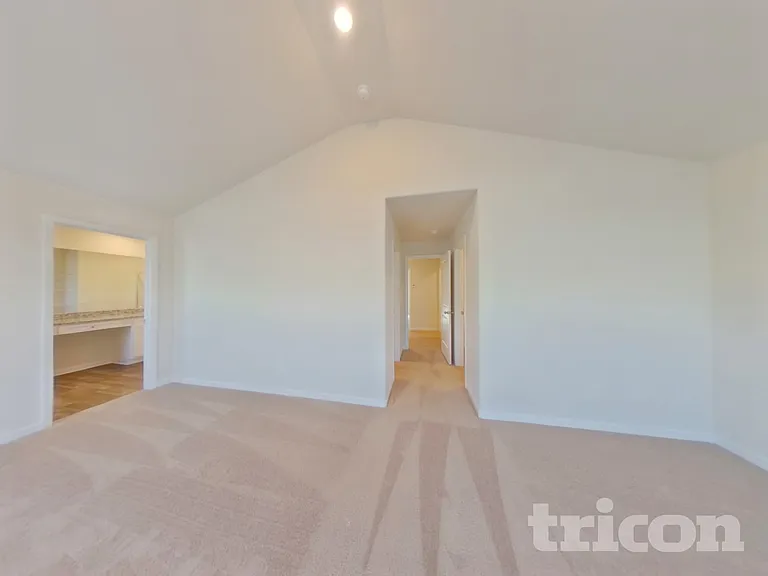 2186 Southlea Dr — Photo 9
