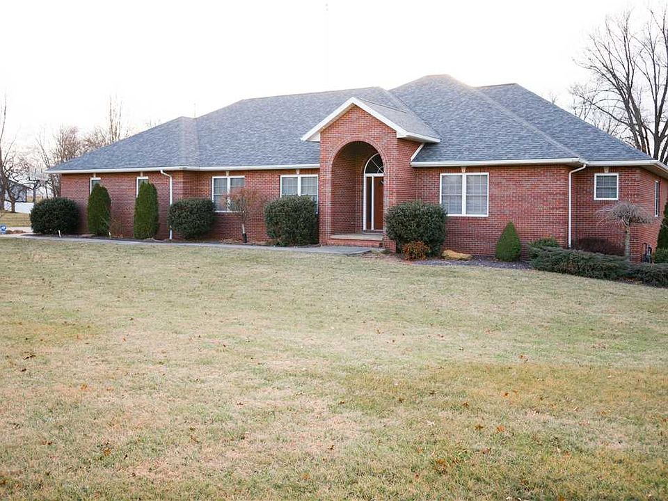 1st image of 606 S Park Dr