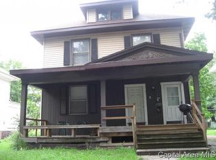 1921 S 6th St, Springfield, IL 62703