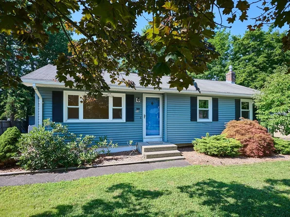50 Phelps St, Easthampton, MA 01027