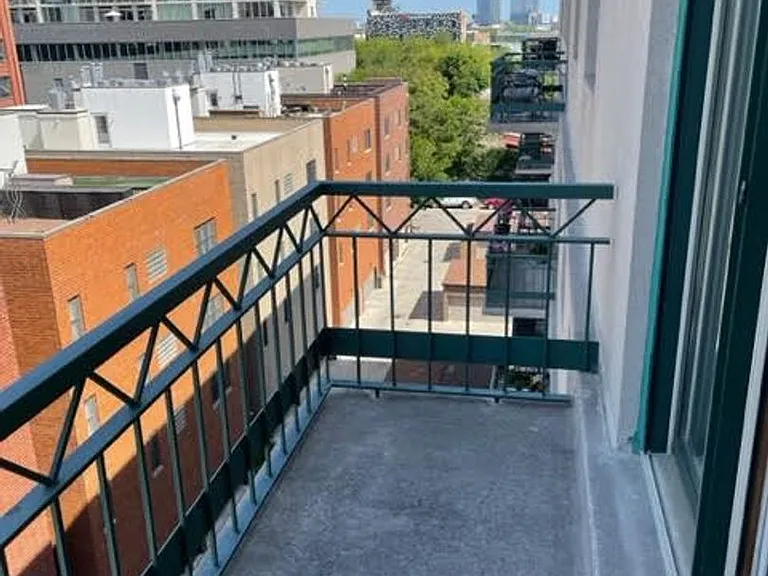 680 N Green St #707 — Photo 11